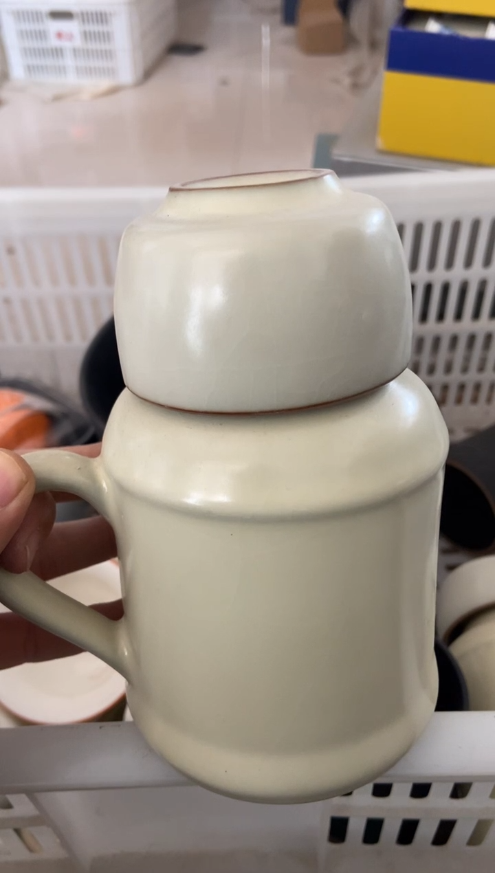 杯子瓷无运费险有瑕疵的摄影的产品有使用过的痕迹有点脏介意勿拍