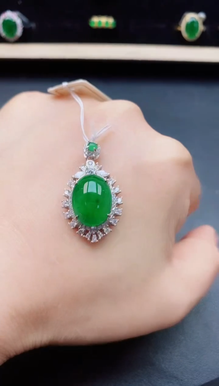 翡翠银S925镶嵌吊坠(赠链)5860