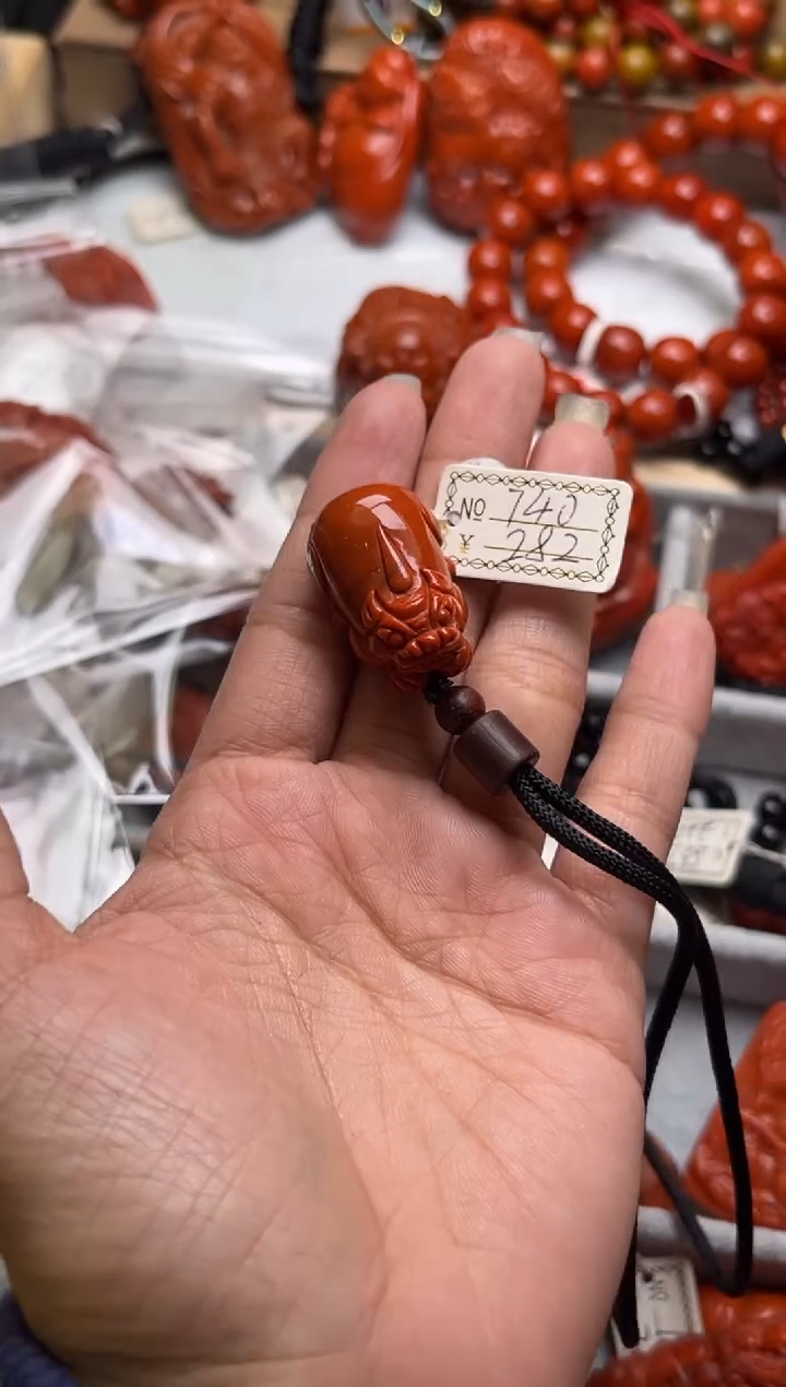 【闪购商品】南红玛瑙珠宝奇石未镶嵌740