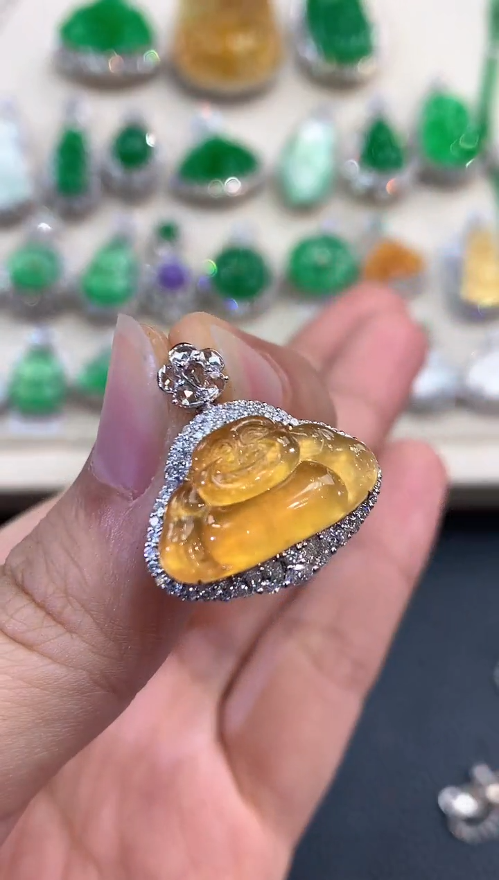 【闪购商品】翡翠吊坠(不含链)18K金镶嵌D52  