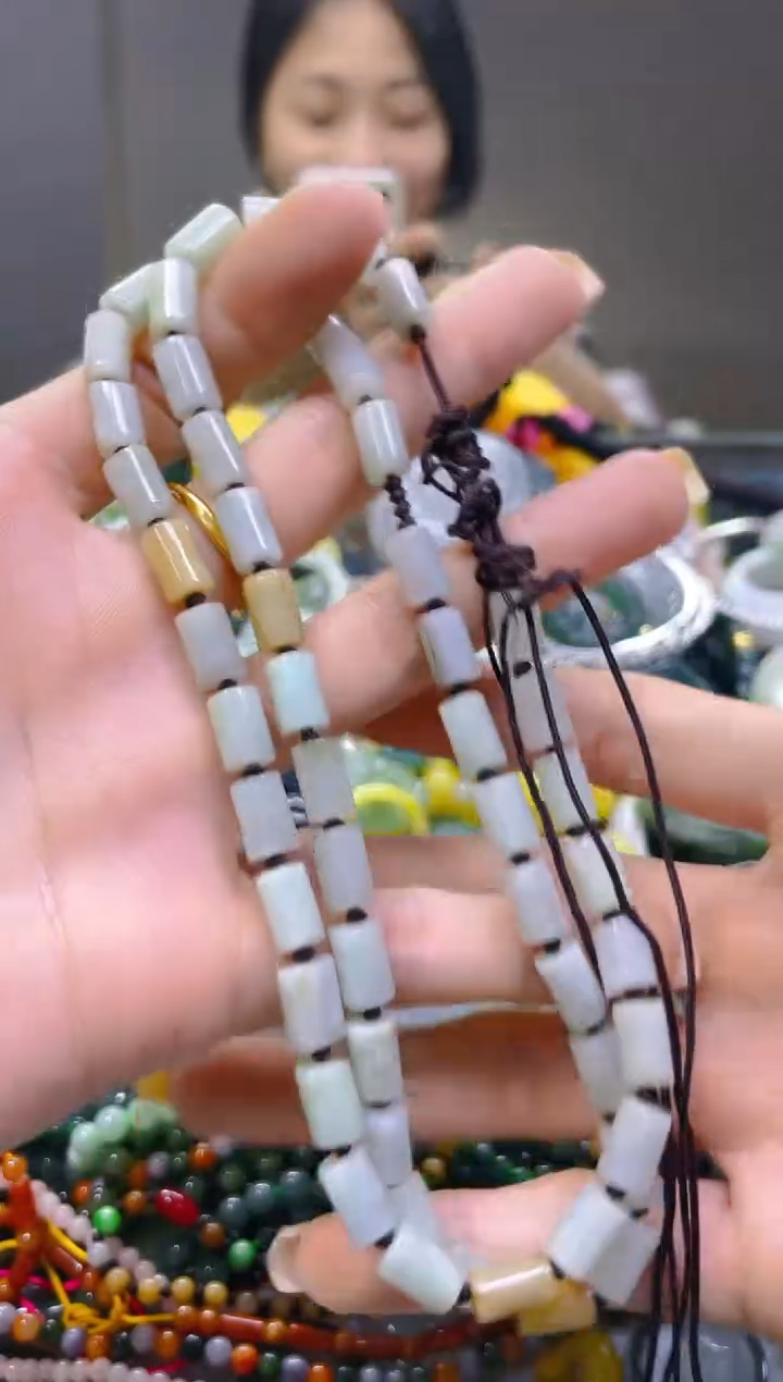 翡翠未镶嵌颈饰5MM/Y/翡翠A货一图一物