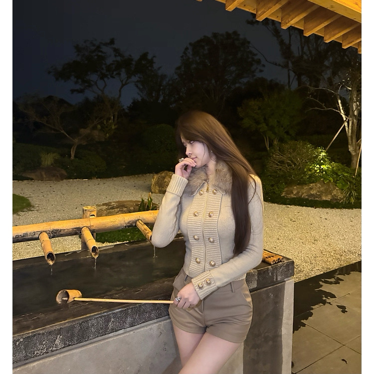 富家千金穿搭可拆卸毛领双排金扣拉链针织外套女翻领短款开衫毛衣