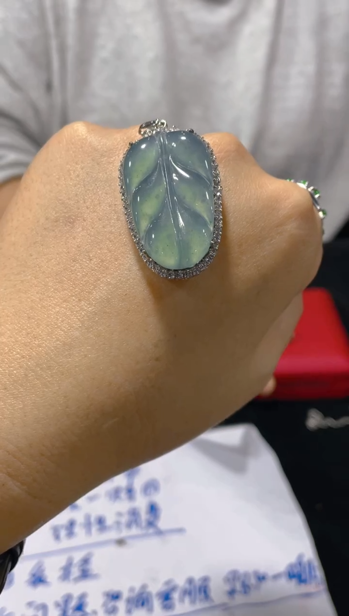 【闪购商品】定制翡翠未镶嵌天然A货翡翠多样性发货拍一发一