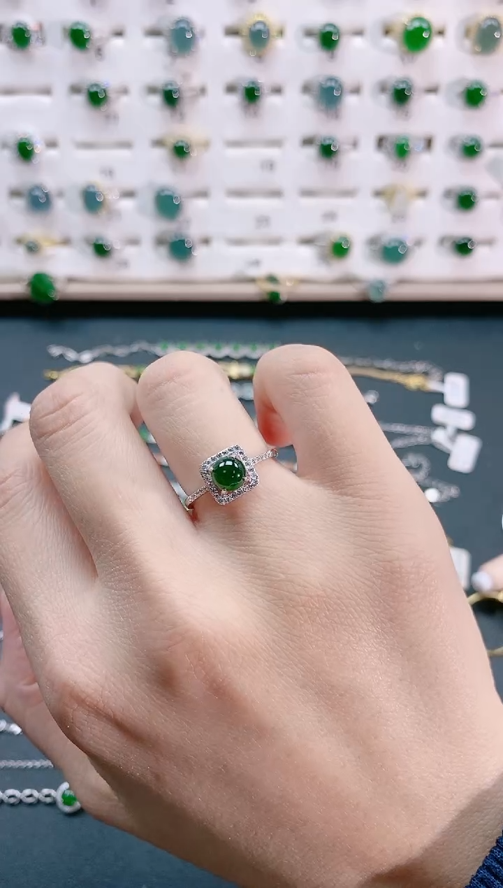 【闪购商品】翡翠戒指银S925镶嵌天然翡翠