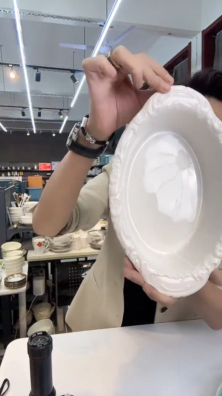 【闪购商品】双耳浮雕盘