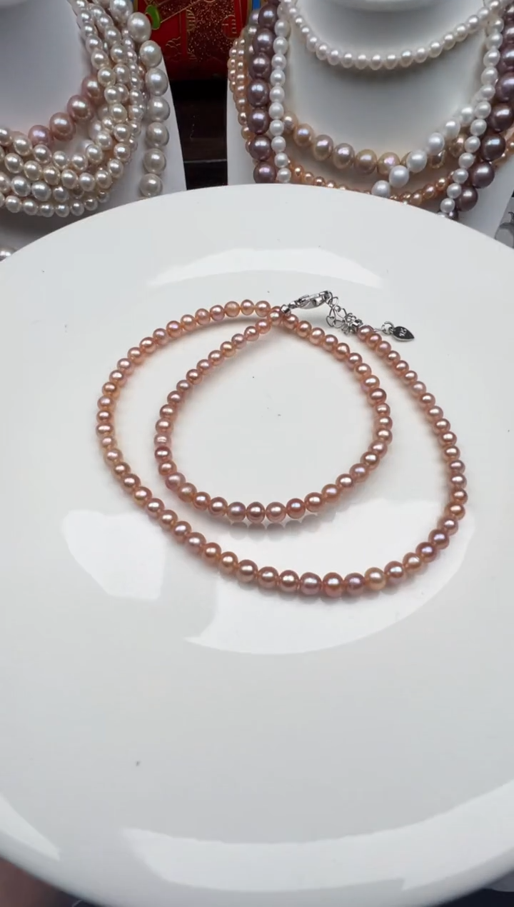 淡水珍珠未镶嵌颈饰1