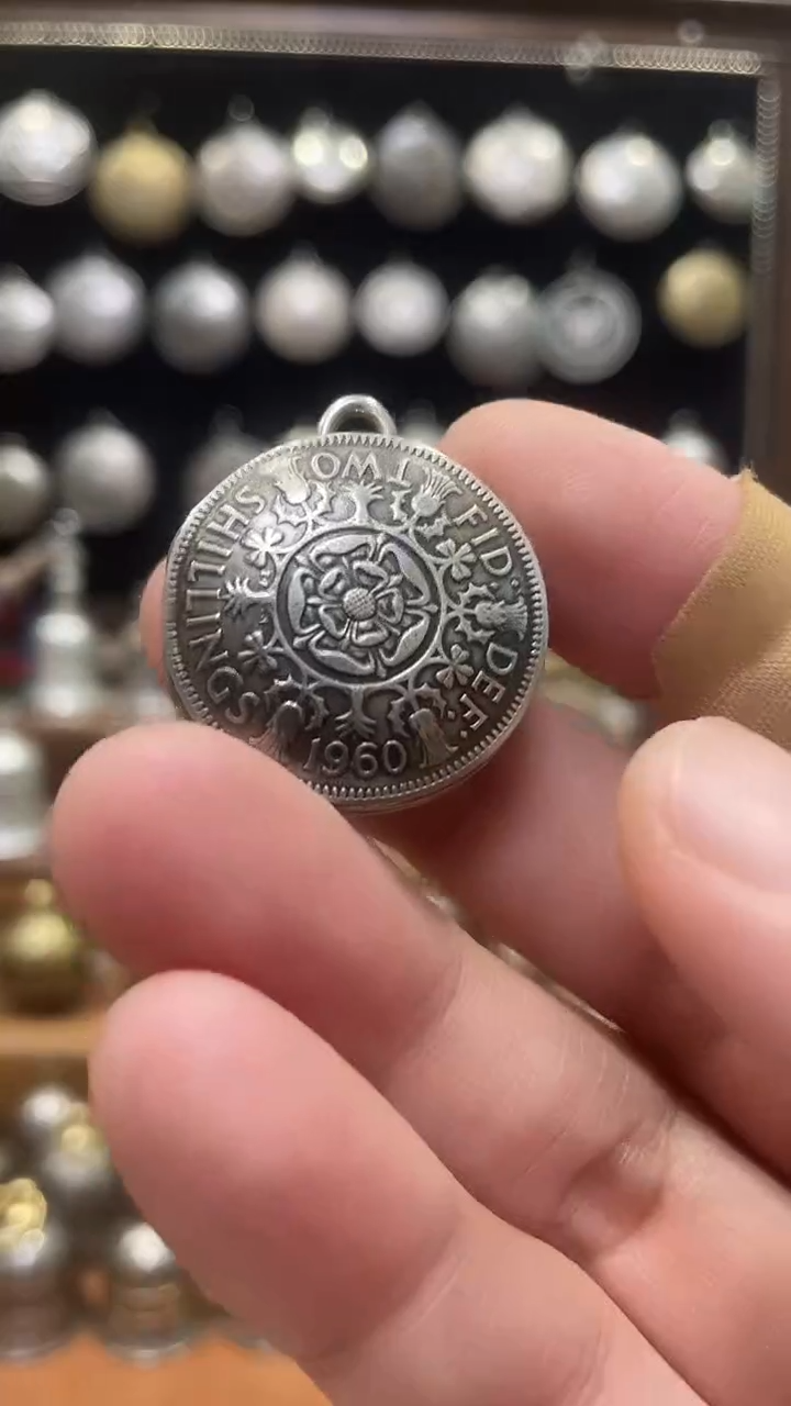 幽**子两先令照片记忆盒