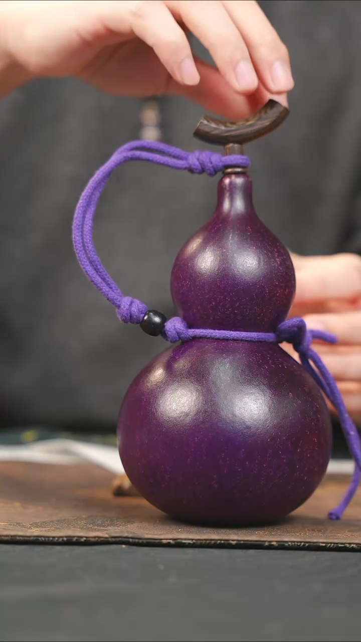 【闪购商品】RV142大漆酒葫芦不包手串及旋转底座