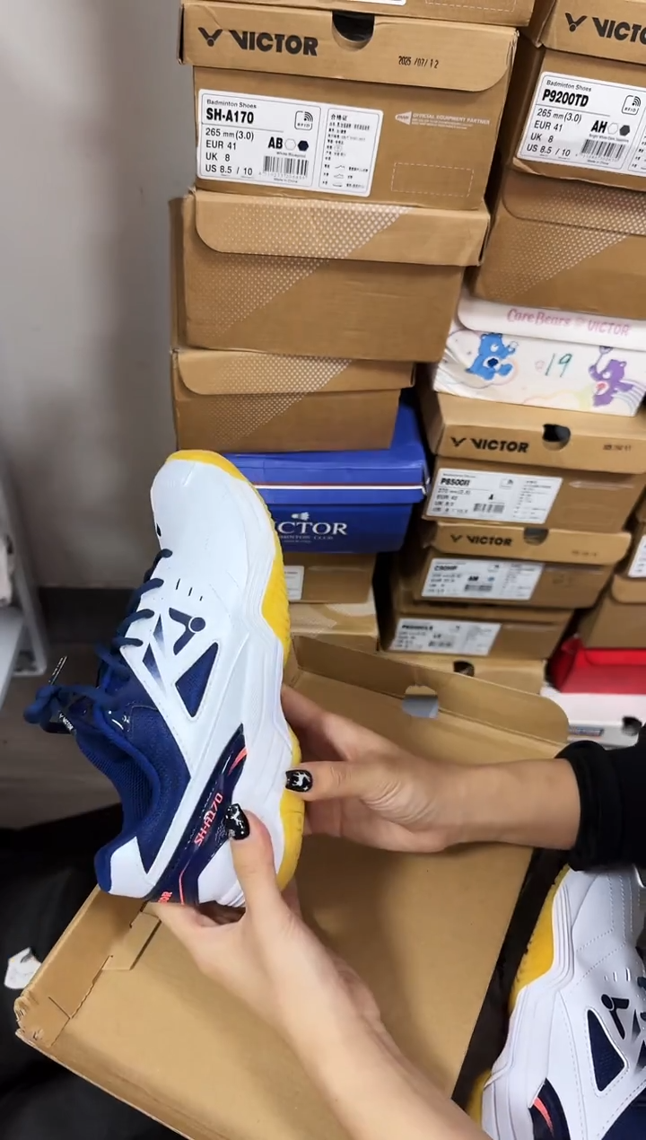 威克多微瑕正品 9号 170AB 39码