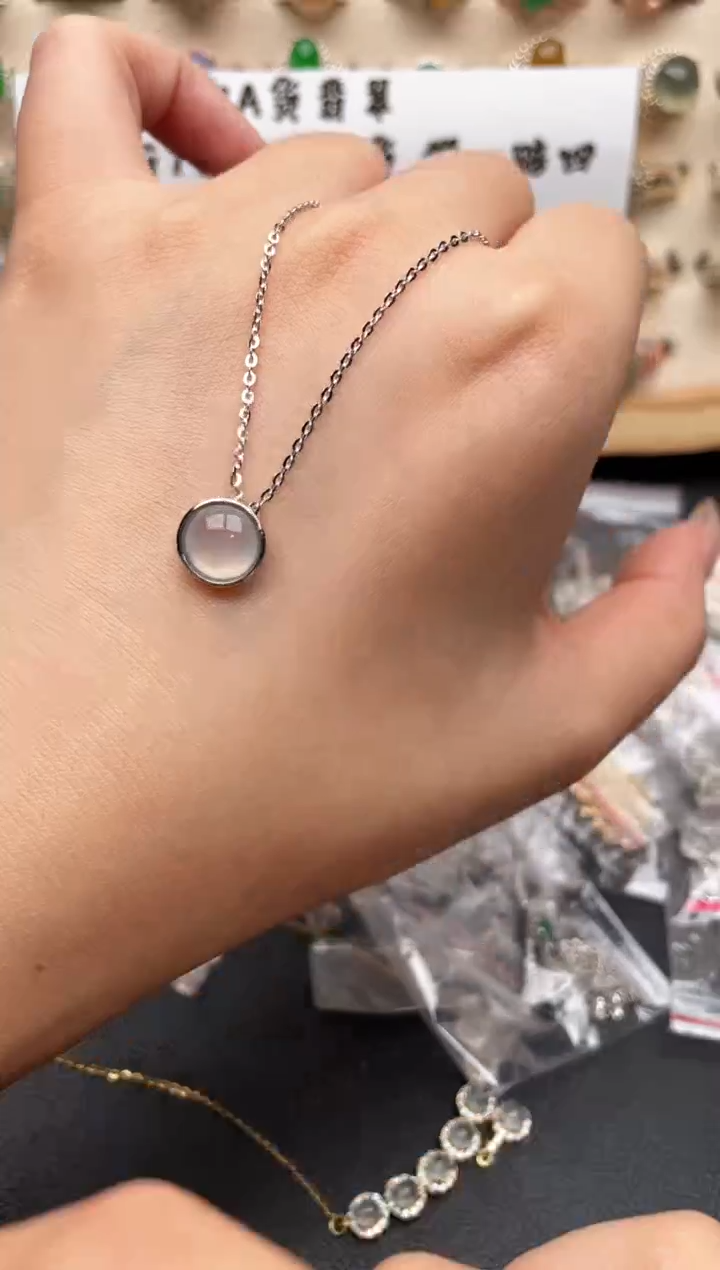 未镶嵌戒指翡翠一物一证一礼盒