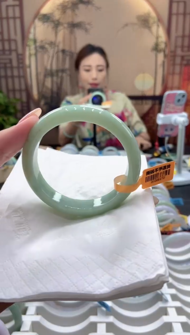 翡翠手镯未镶嵌000020892