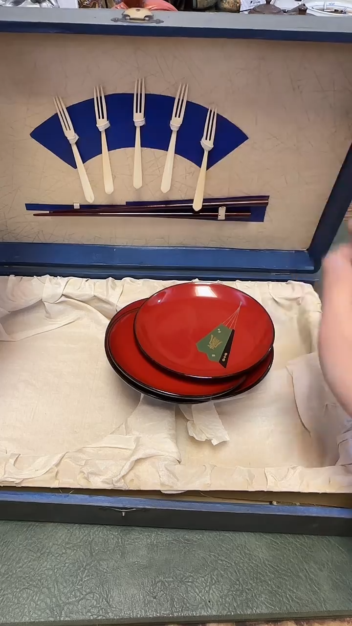 738·········一盒盘