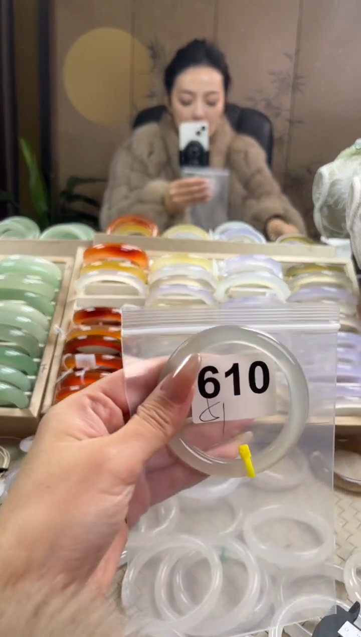 手镯玛瑙/玉髓未镶嵌610