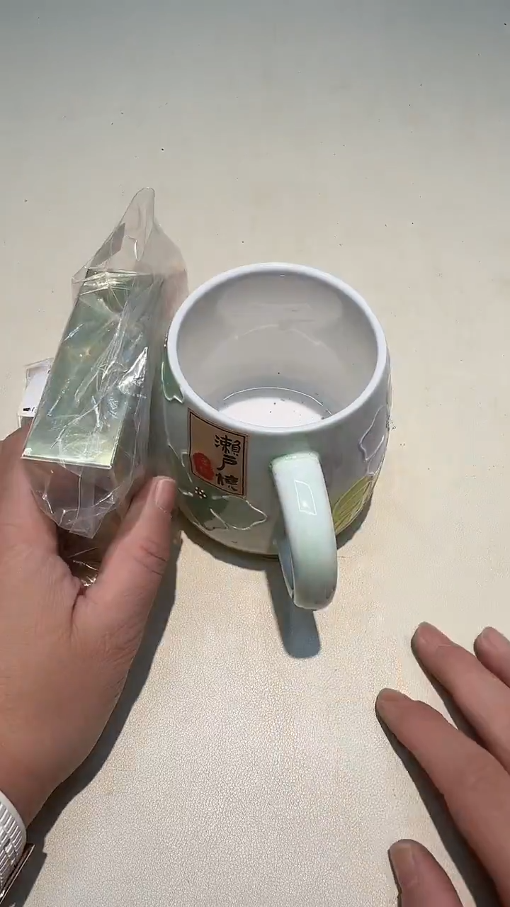 瓷片如图所示AAAAAAAAAAA212
