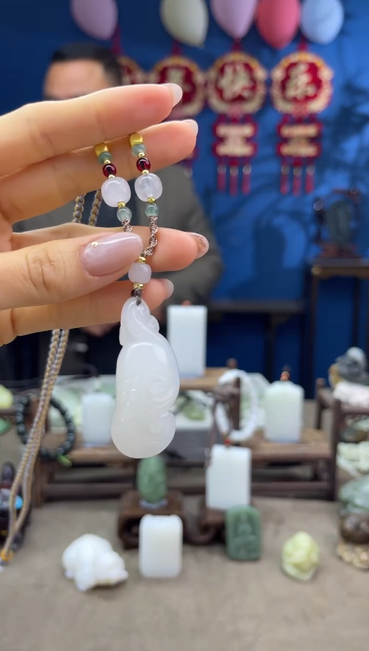 【闪购商品】和田玉颈饰未镶嵌1