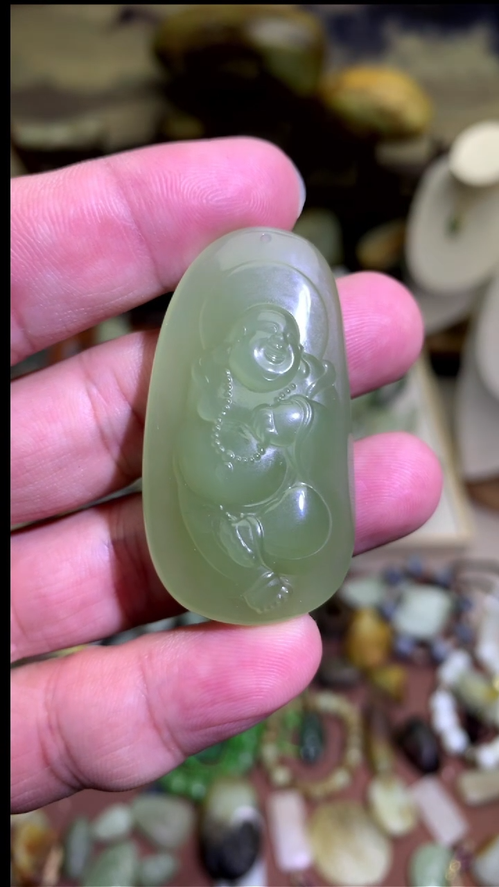 【闪购商品】和田玉颈饰未镶嵌湖水绿玻璃底佛
