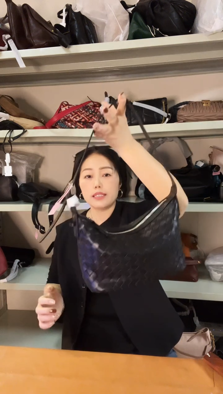 牛皮（革）高端订制时尚百搭女士手提斜跨包