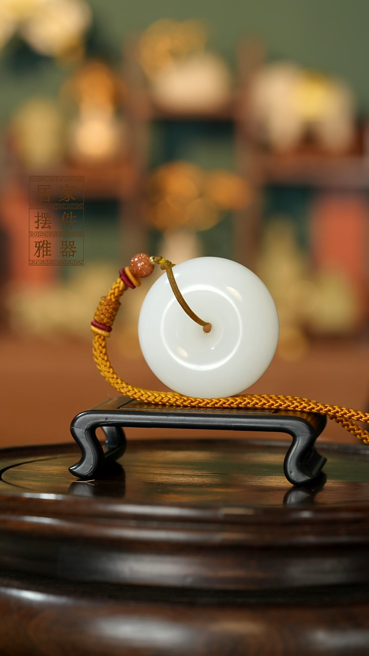 玉《平安扣手把》摆件