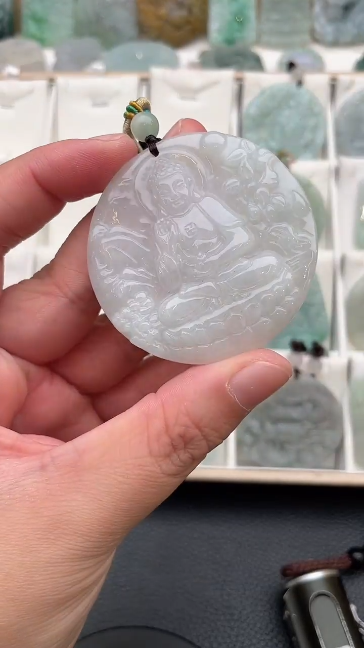 颈饰未镶嵌翡翠天然缅甸翡翠A货108