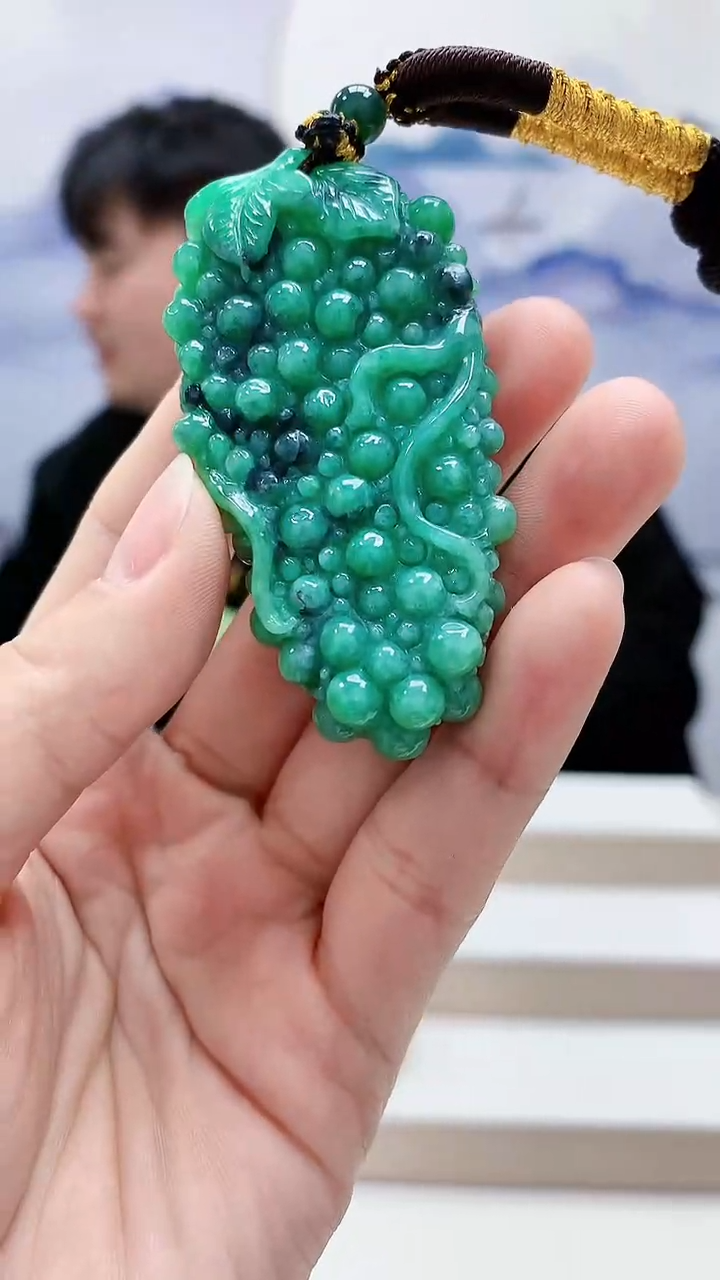 未镶嵌定制翡翠5060lr-毛货挂件94