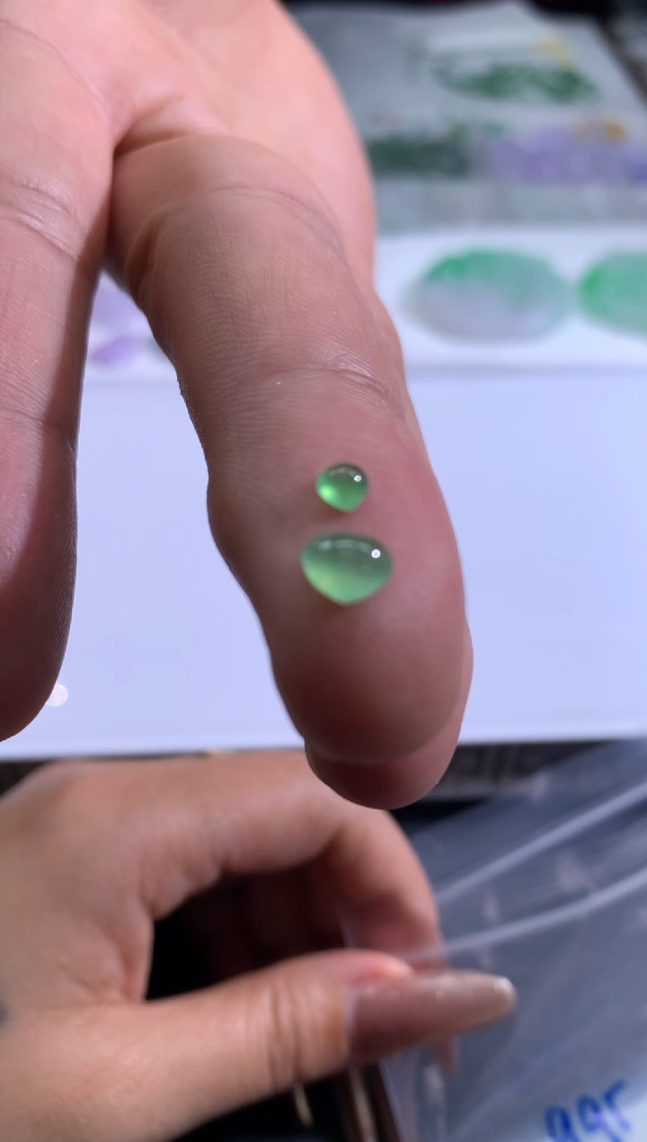 【闪购商品】定制翡翠未镶嵌翡翠