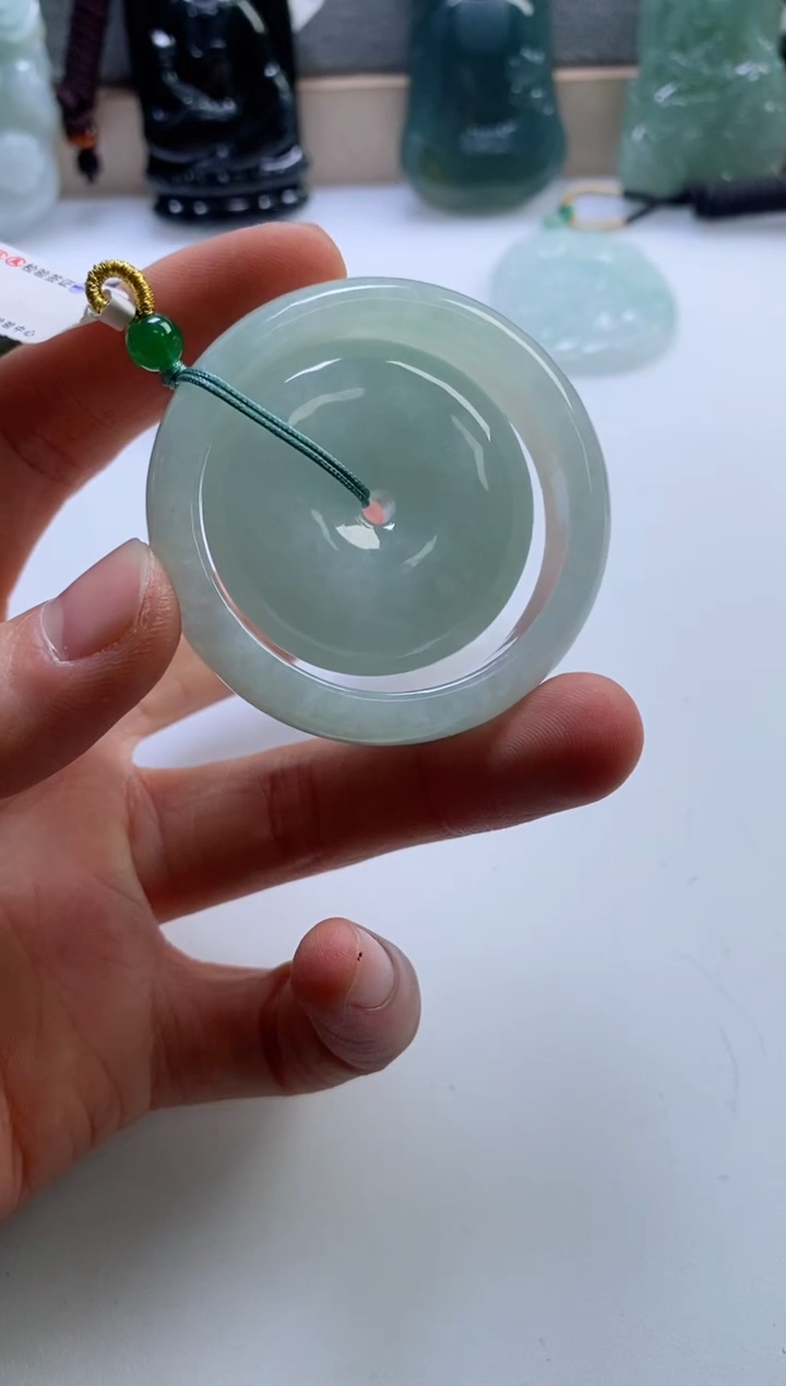 【闪购商品】翡翠挂件未镶嵌           