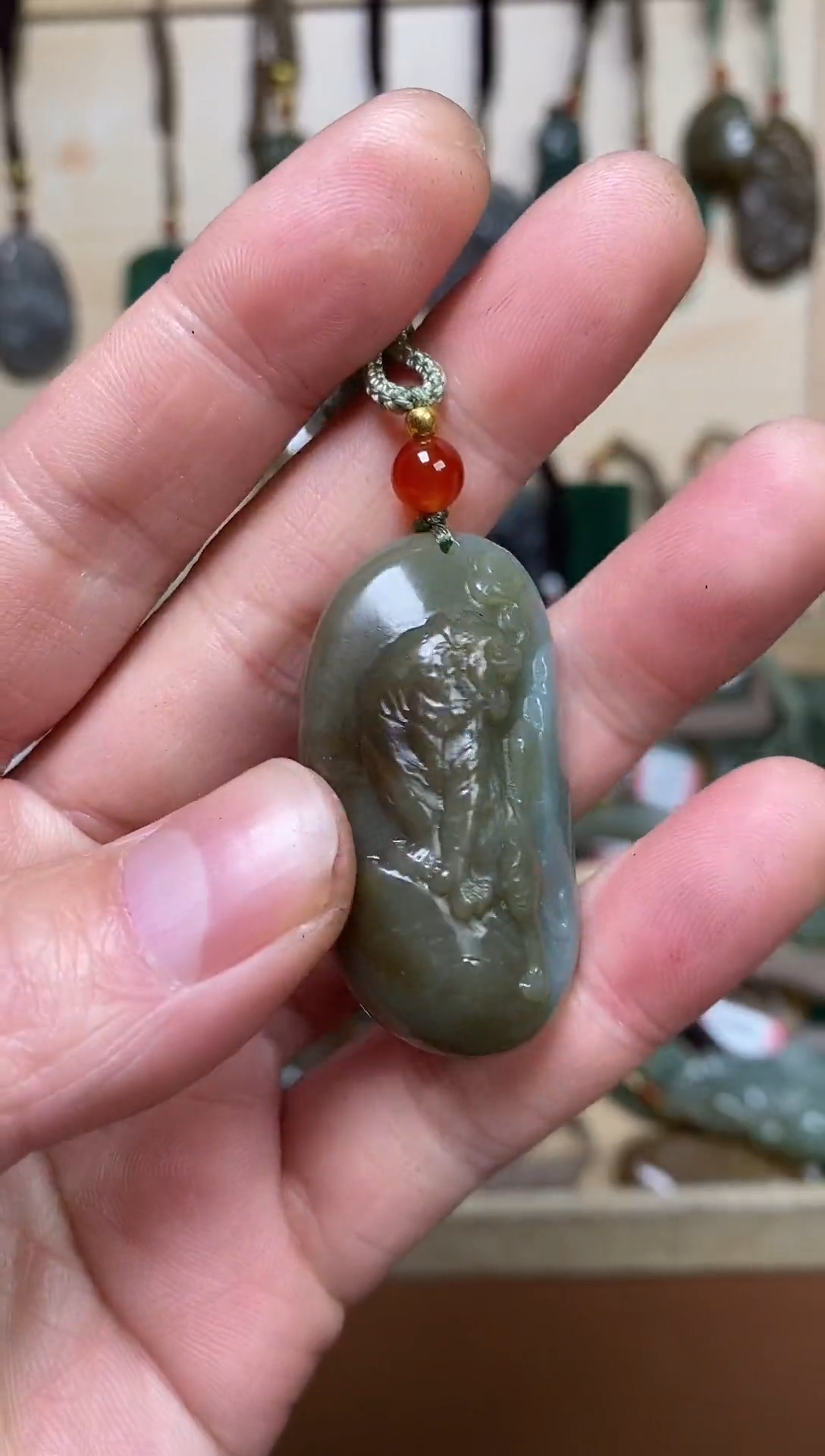 颈饰未镶嵌和田玉1