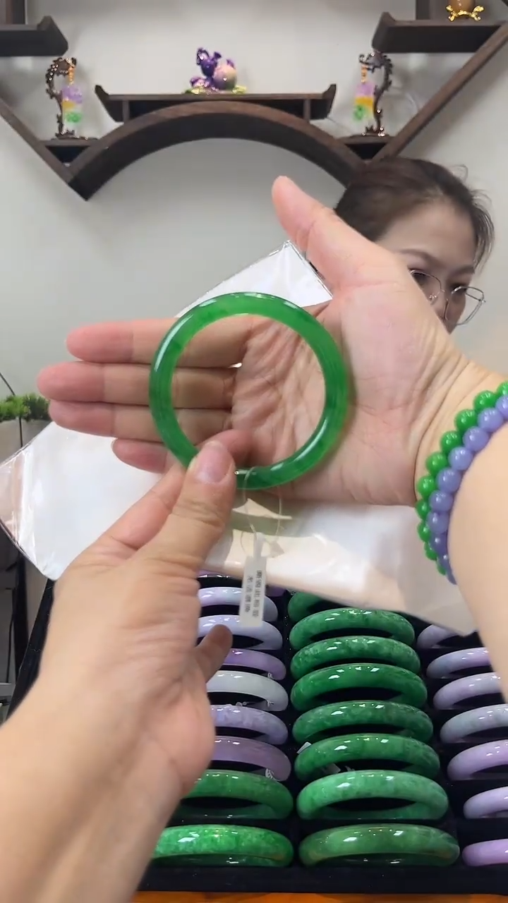 【闪购商品】砖雕闪98 圈口57 独货手镯