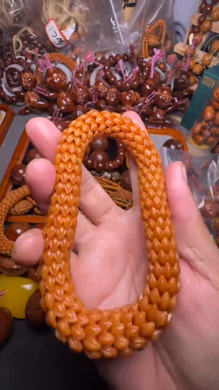 手串橄榄核猴头莲花