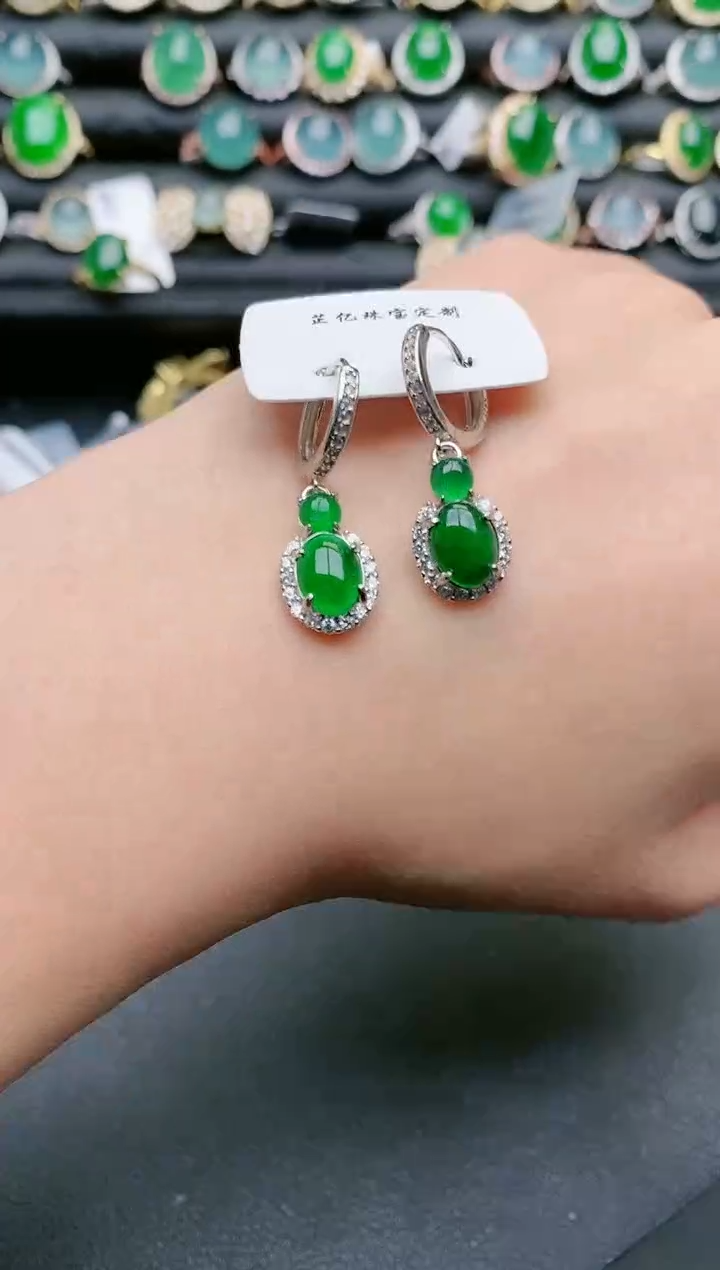 【闪购商品】翡翠戒指银S925镶嵌111111