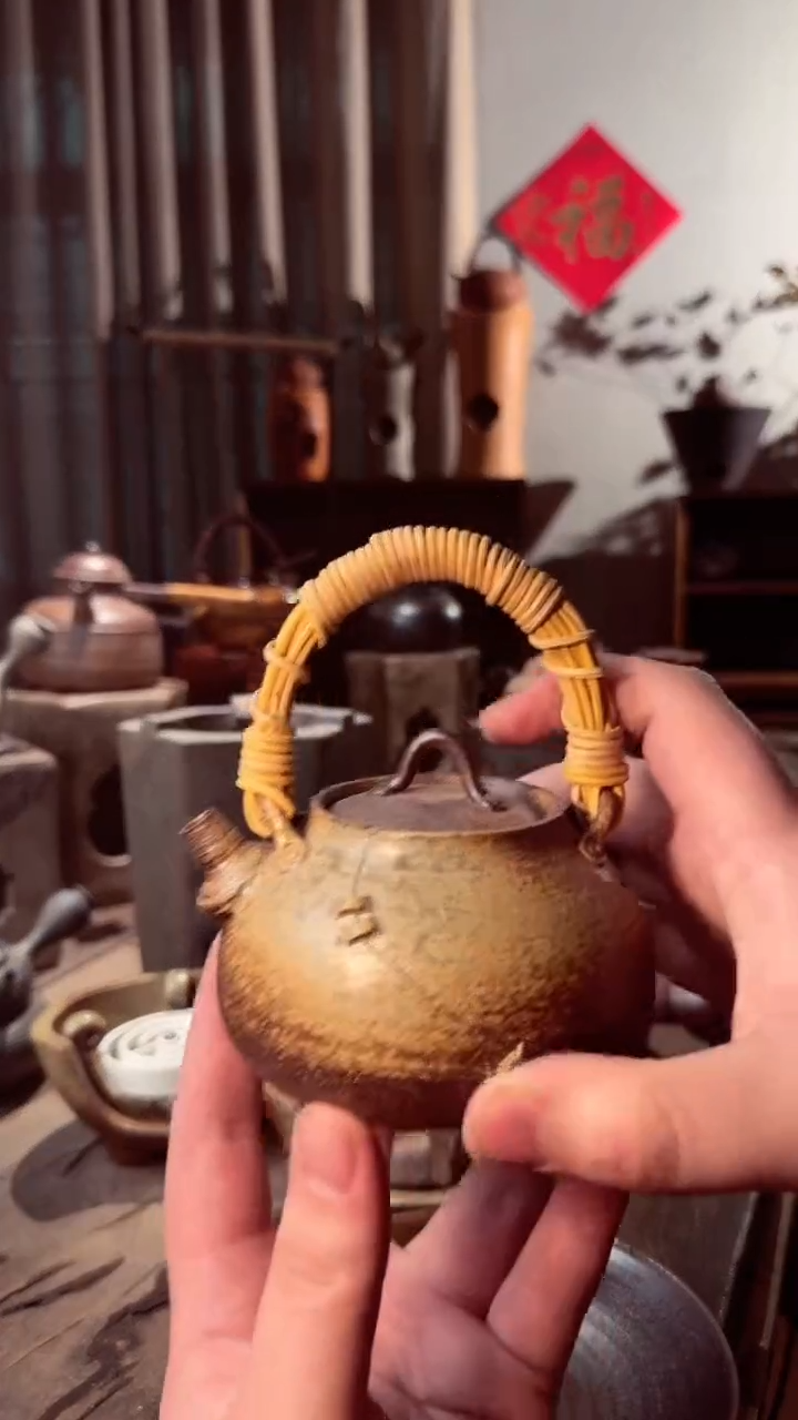 【闪购商品】壶潮州小柴窑锯钉小提梁
