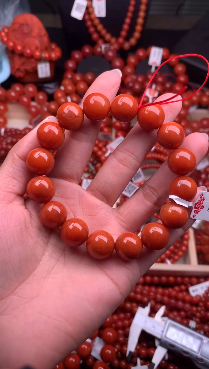 【闪购商品】南红玛瑙珠宝奇石未镶嵌13