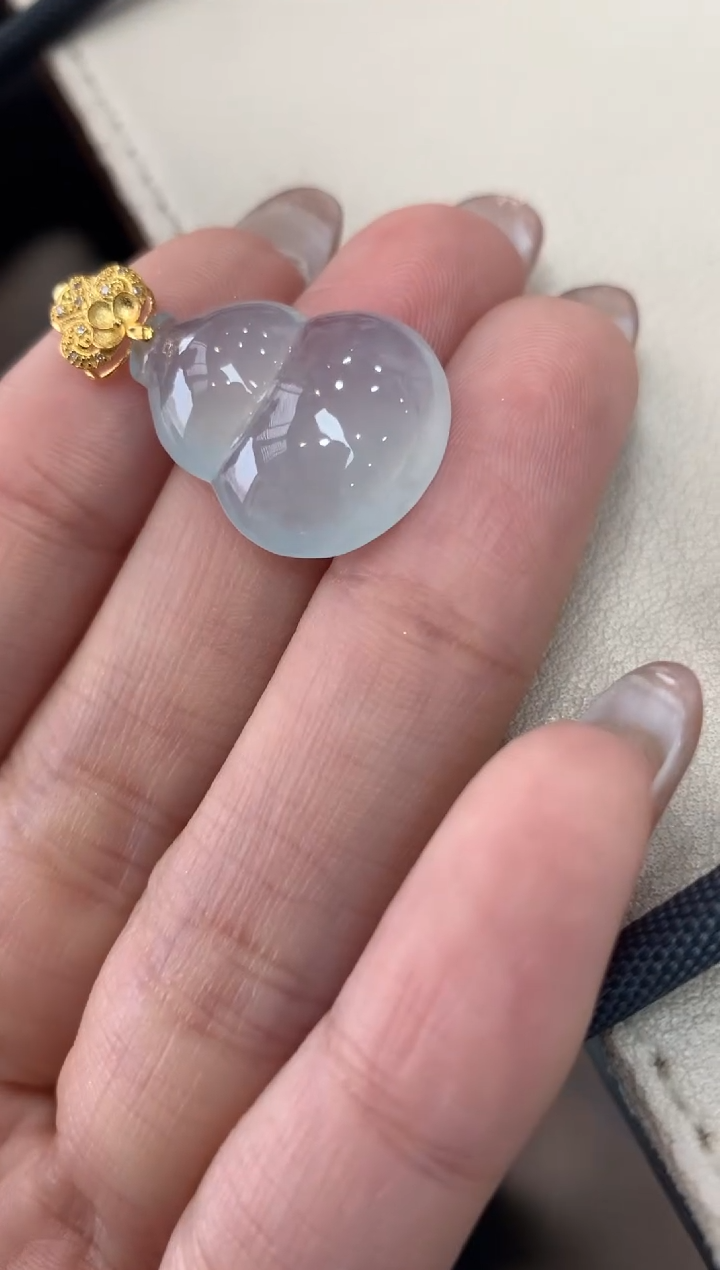 【闪购商品】翡翠吊坠(不含链)18K金镶嵌葫芦