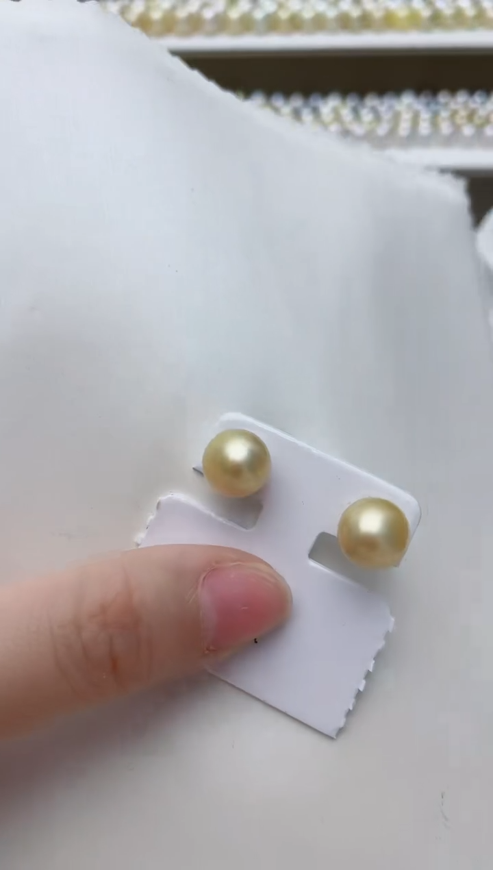 【闪购商品】海水珍珠耳饰18K金镶嵌A95