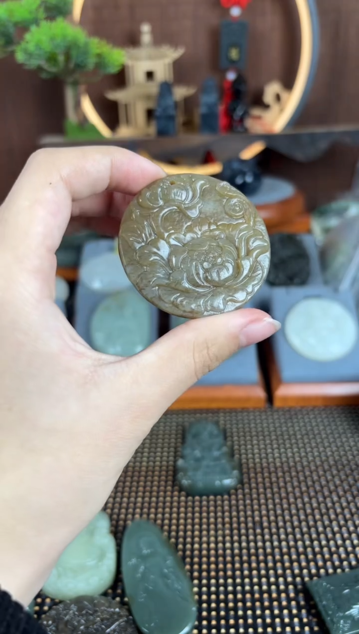 【闪购商品】和田玉颈饰未镶嵌1