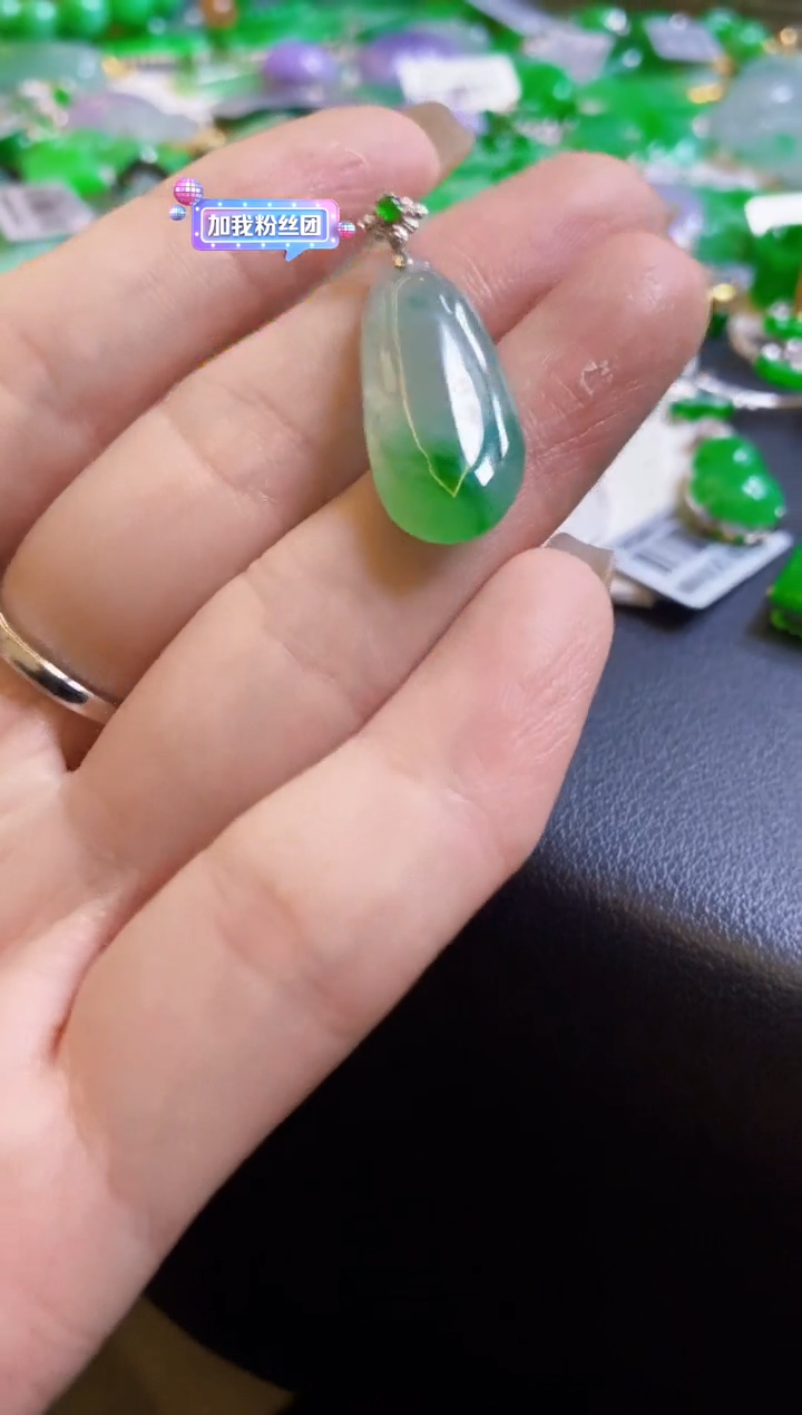 【闪购商品】定制翡翠18K金镶嵌瓜