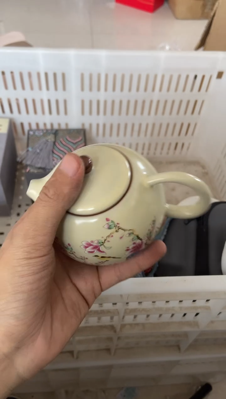 杯无运费险有瑕疵的摄影的产品有使用过的痕迹有点脏介意勿拍