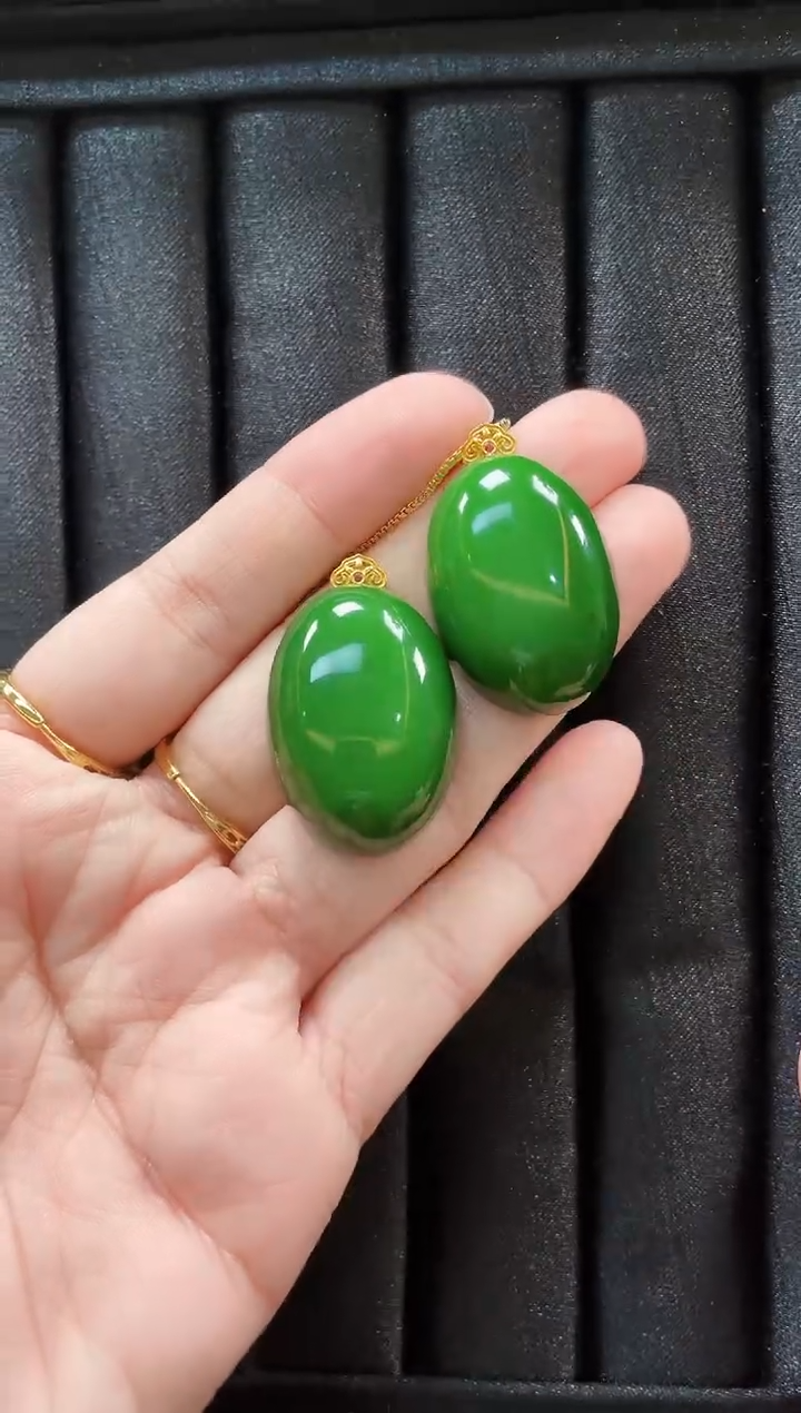 【闪购商品】和田玉吊坠18K金镶嵌多样性发一