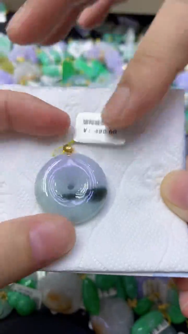 颈饰未镶嵌翡翠天然缅甸翡翠A货
