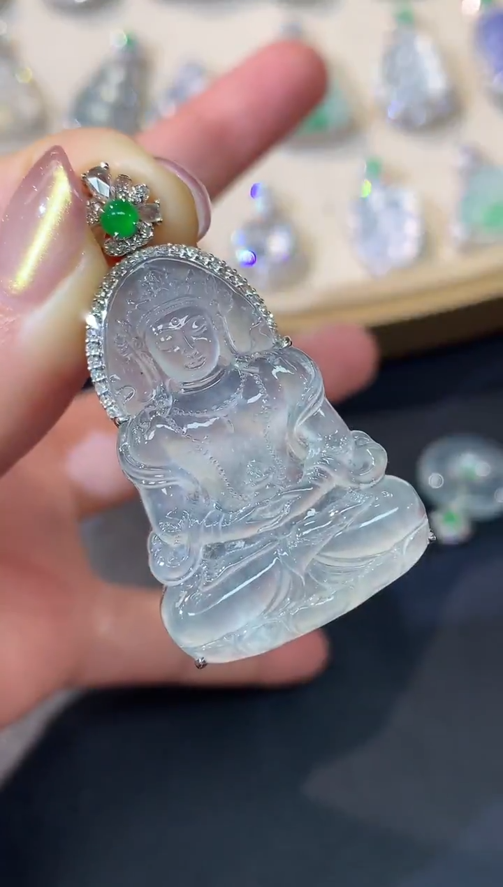 吊坠(不含链)18K金镶嵌翡翠Q141|23800