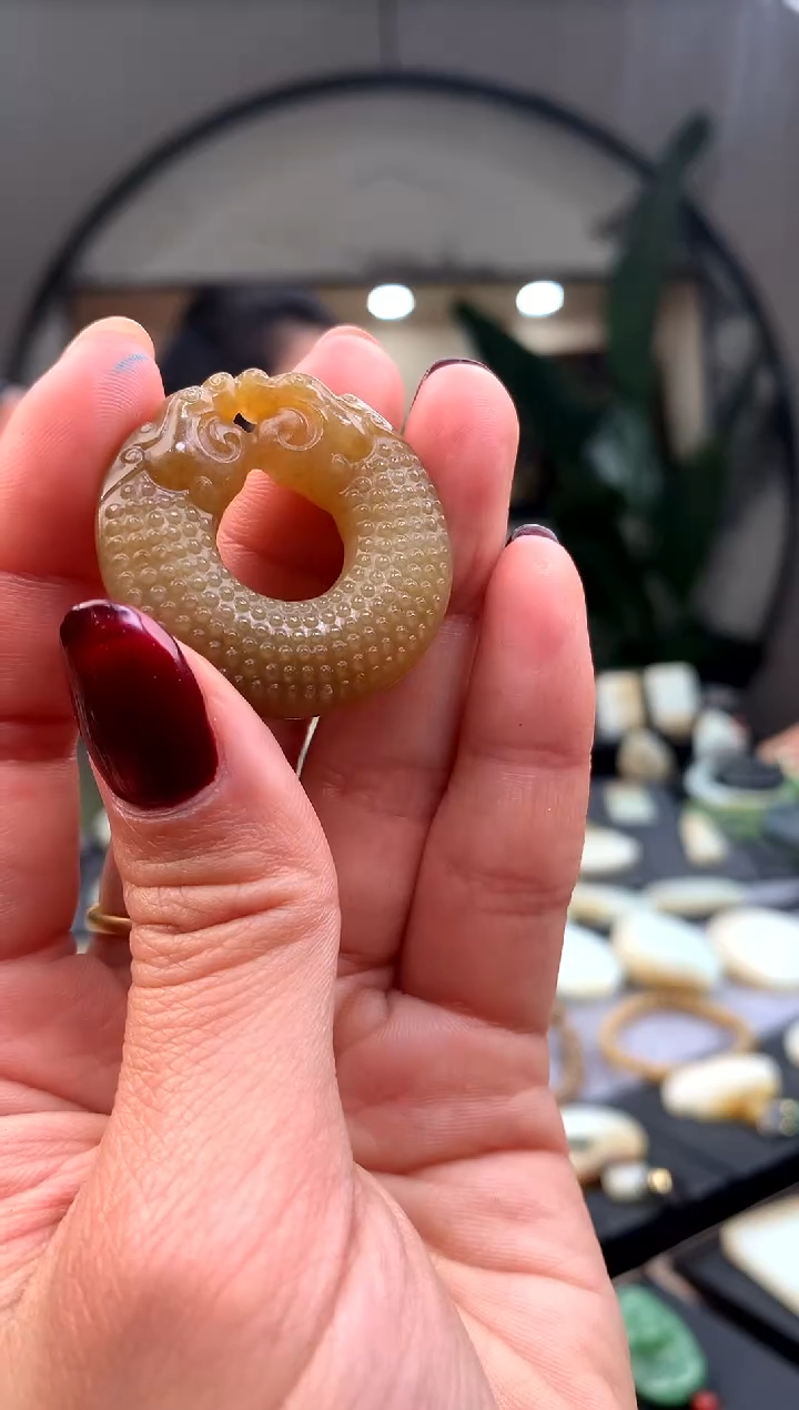 【闪购商品】和田玉颈饰未镶嵌挂件