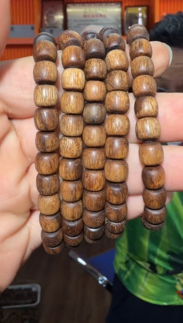 沉香手串164号多样性发一