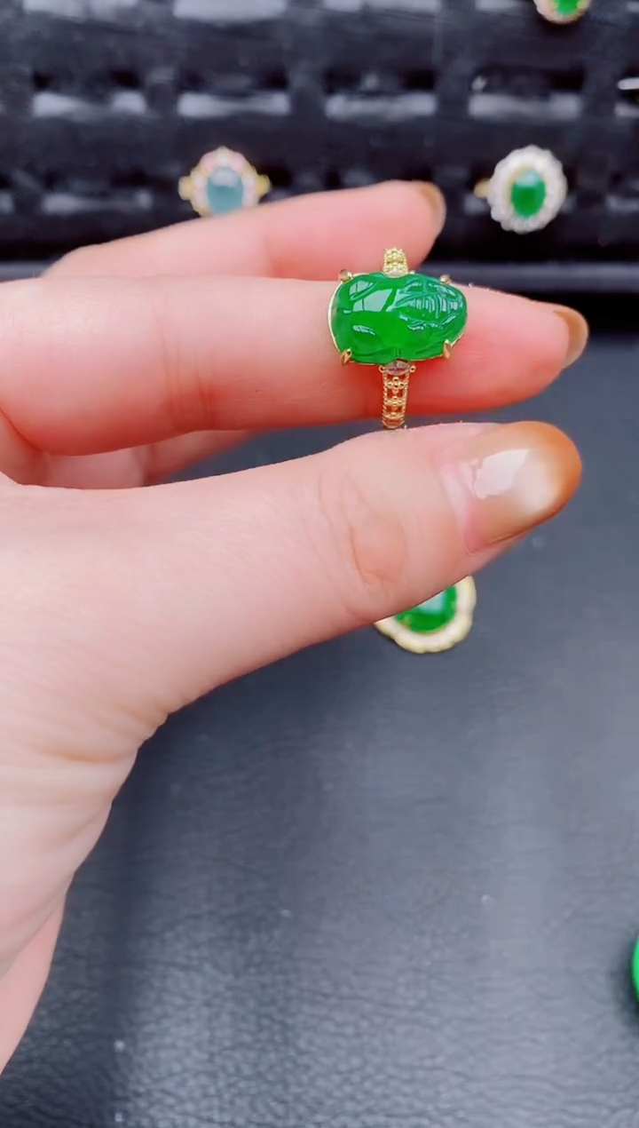 【闪购商品】翡翠戒指银S925镶嵌天然a货翡翠705