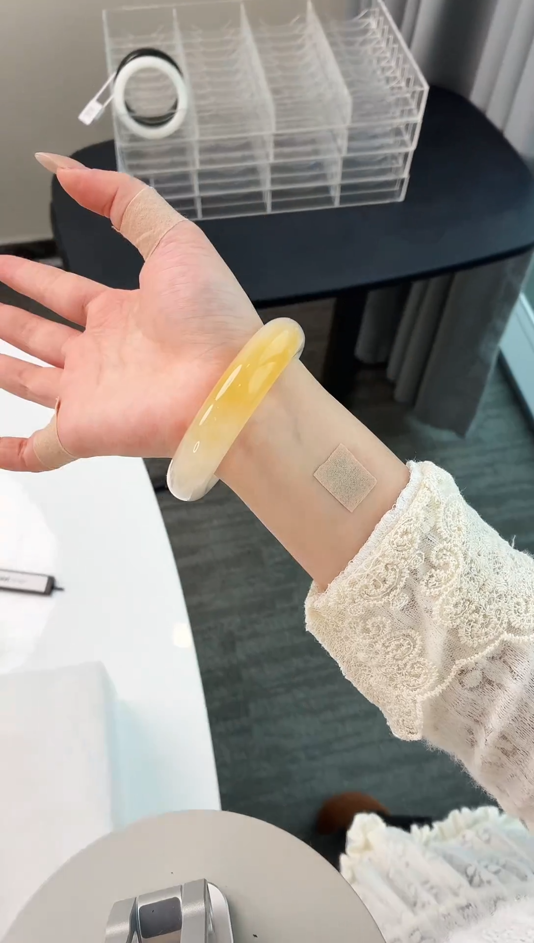 未镶嵌手镯石英质玉21.56