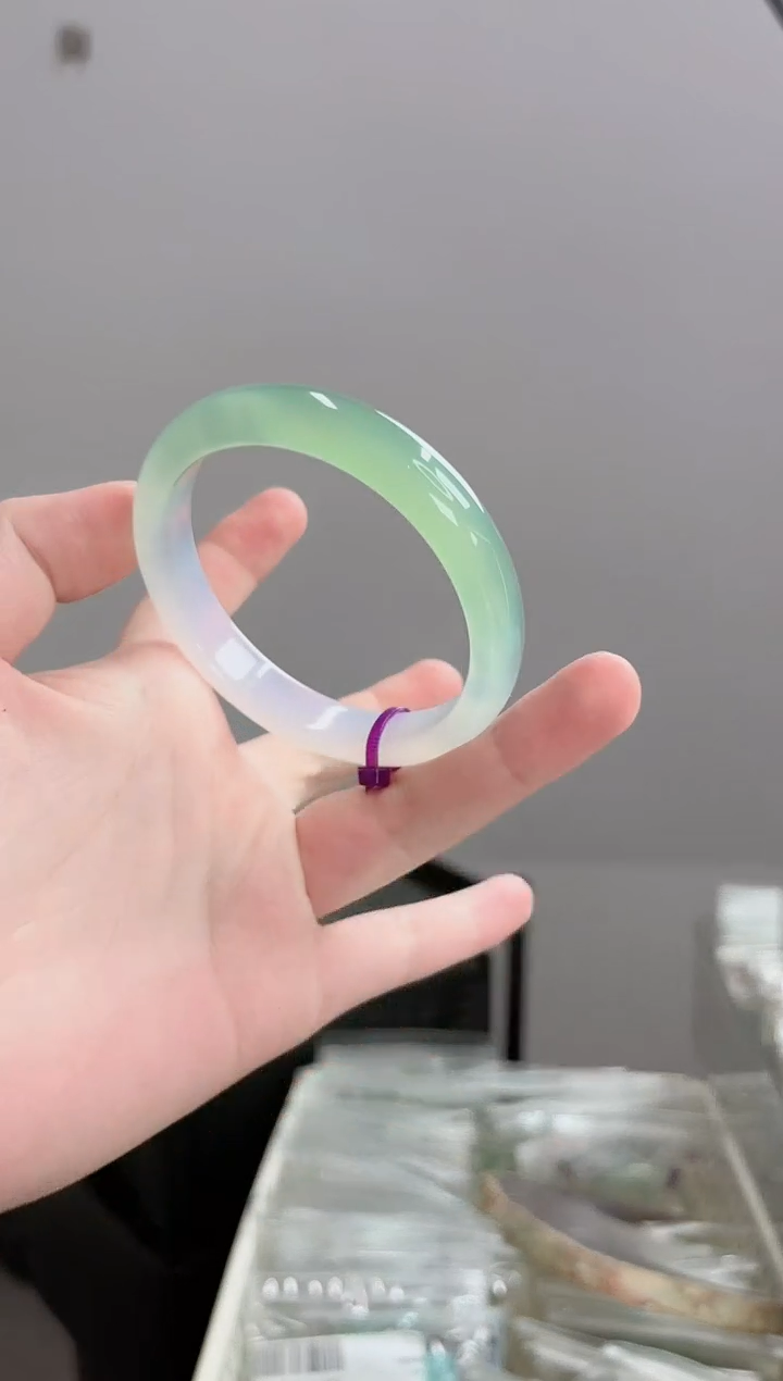 手镯玛瑙/玉髓未镶嵌58圈半山