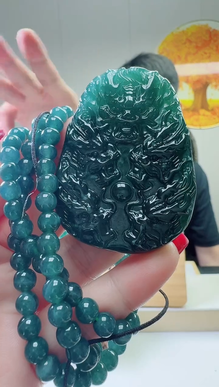 颈饰未镶嵌翡翠天然A货翡翠  多样性随机发其一       