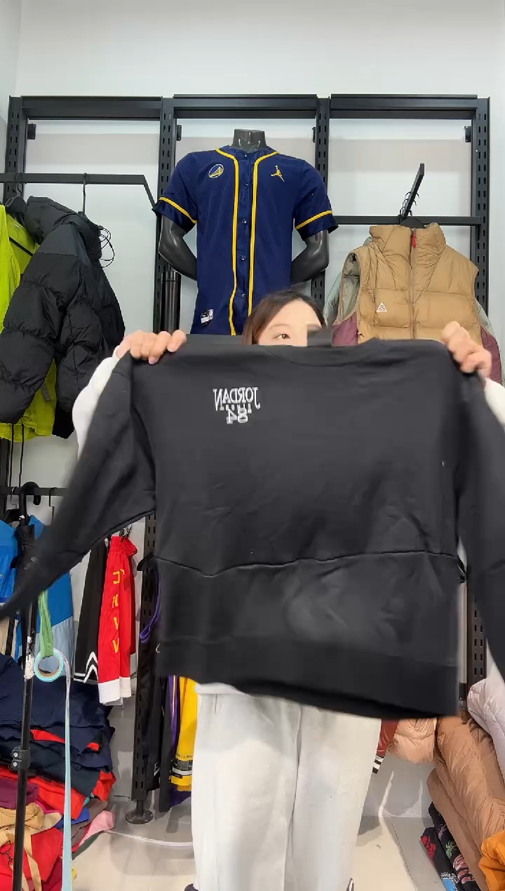 3572闪购编码  运动卫衣裤以直播间过款为准 尺码  m