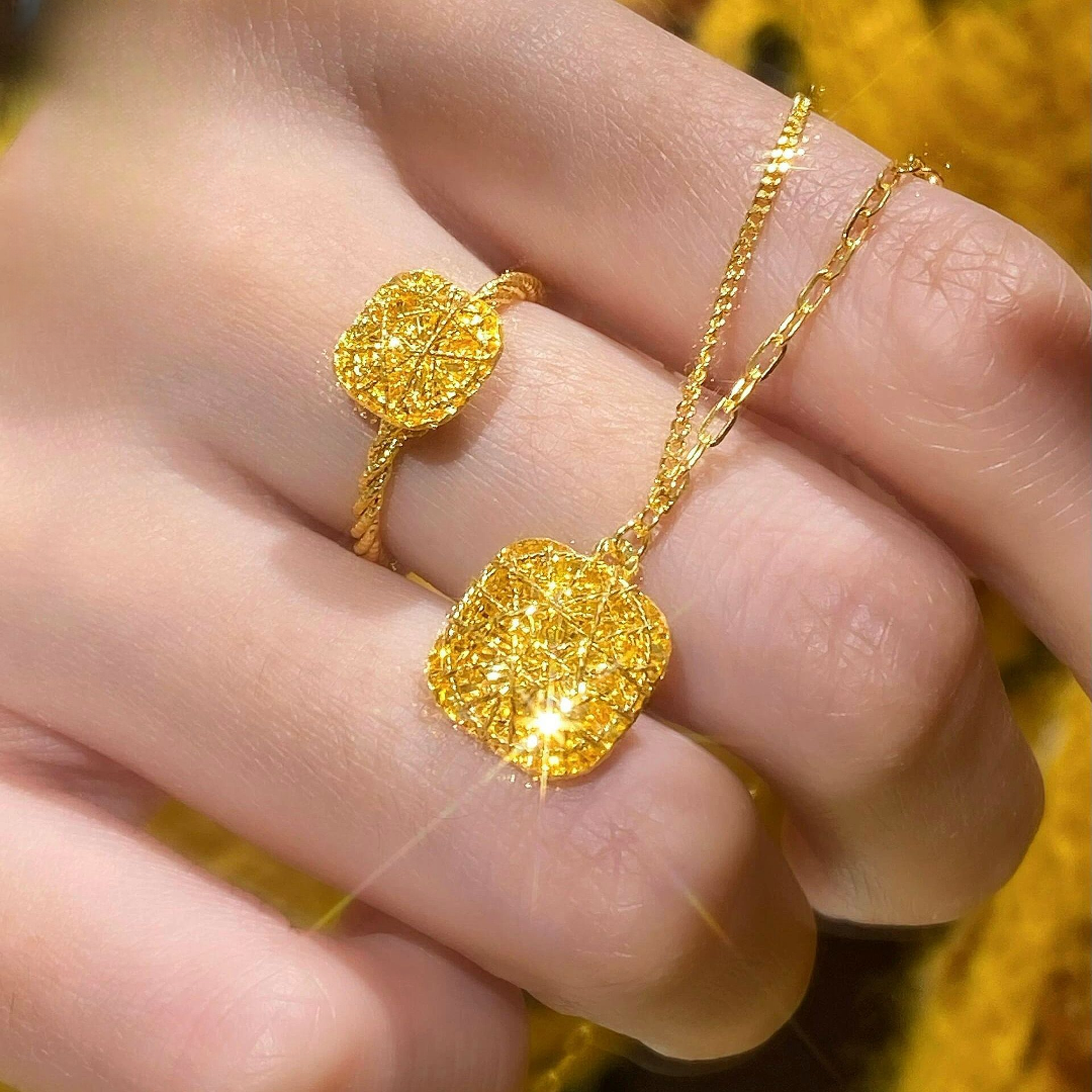 铜合金项链 精工金色高保色爆闪拉丝小方糖戒指项链女轻奢百搭