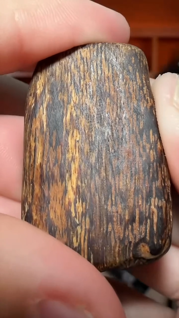 沉香吊坠256号沉水挂件多样性发一
