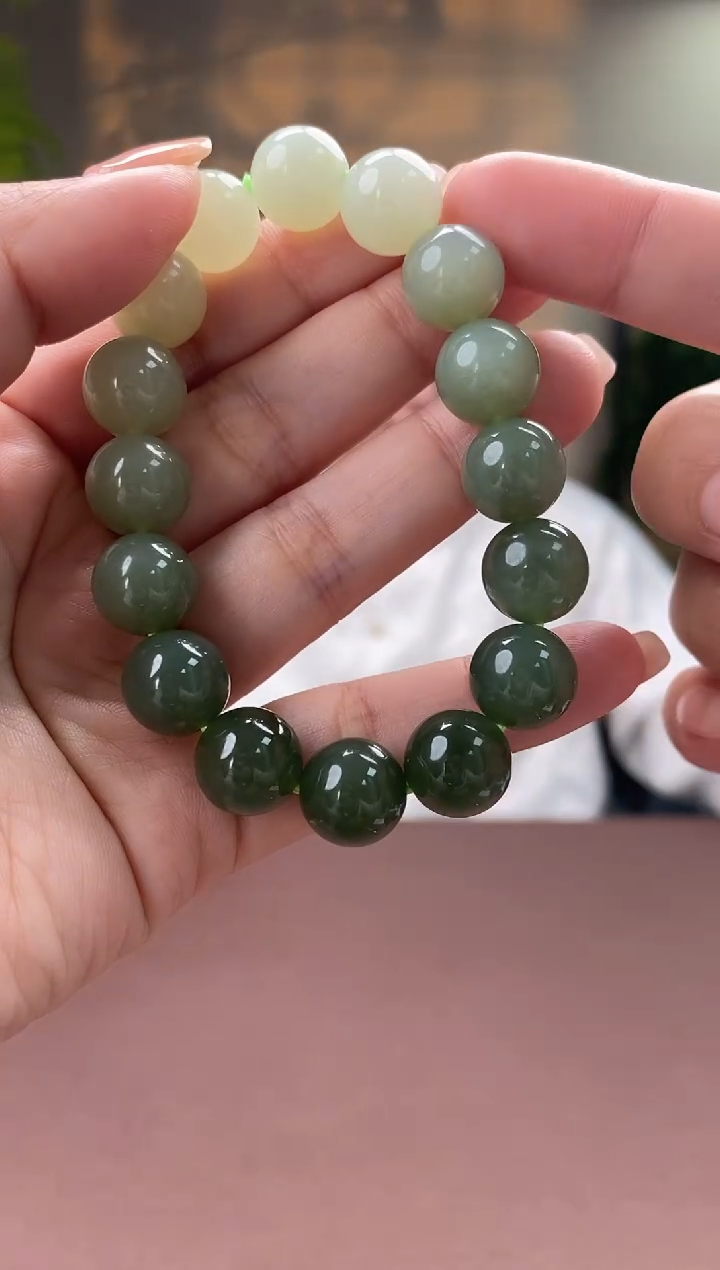 【闪购商品】和田玉手串未镶嵌渐变圆珠手串